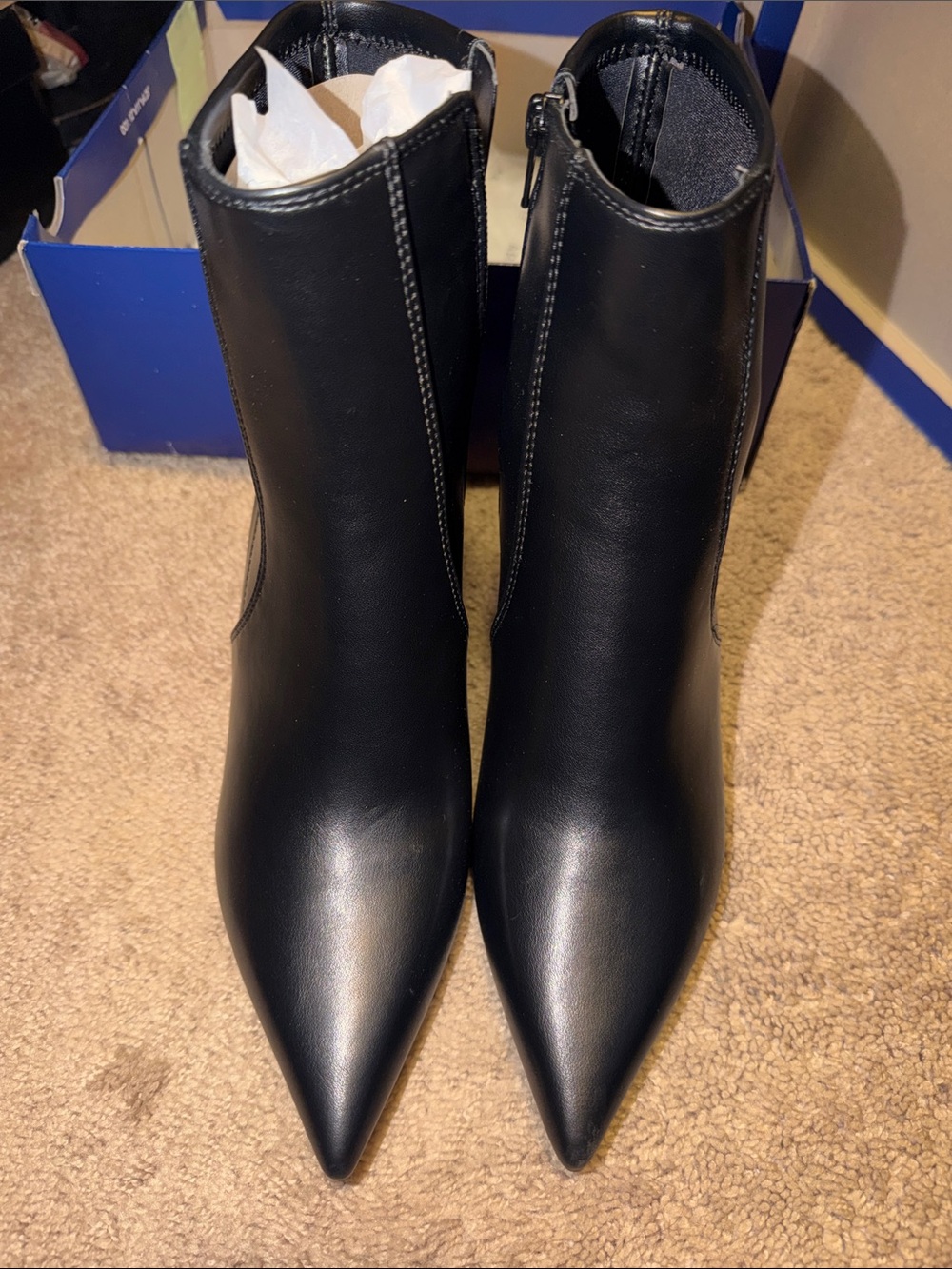 Apt. 9 Black Pointed Toe Ankle Booties with Side Zip